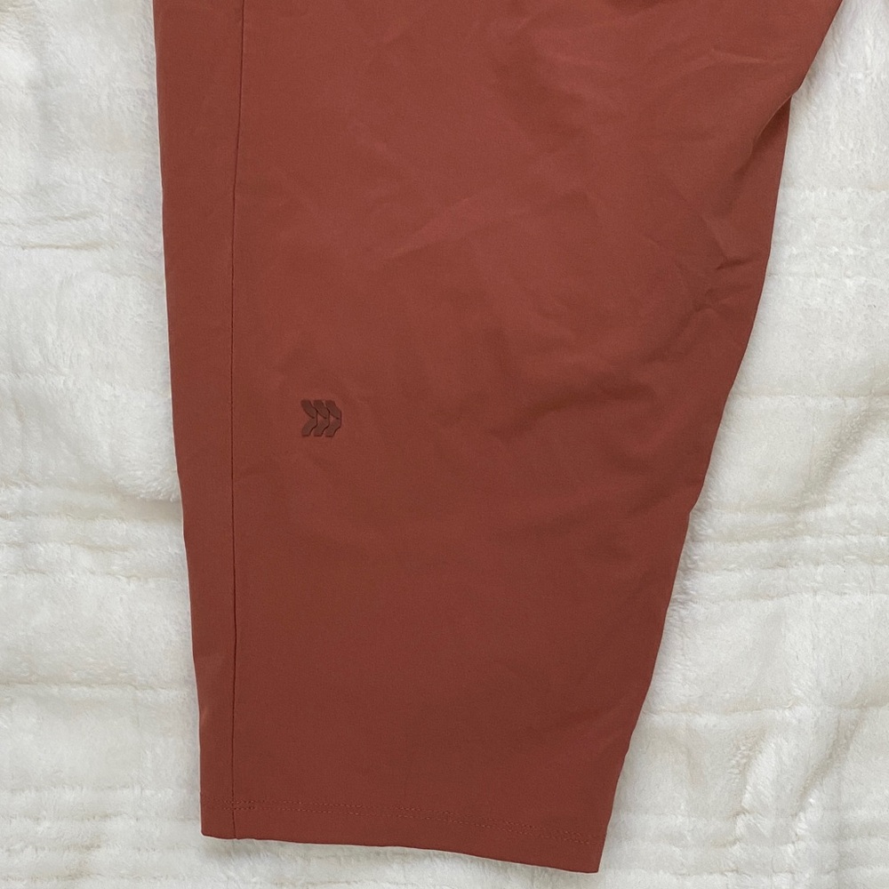 All in Motion women Rust Cargo Pants - Picture 4 of 5